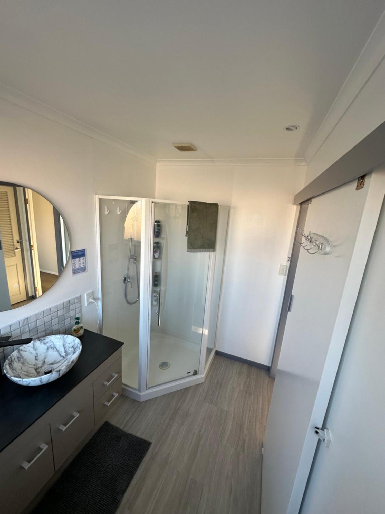 Glamis Ave Shared Home B&B New Plymouth Eksteriør bilde