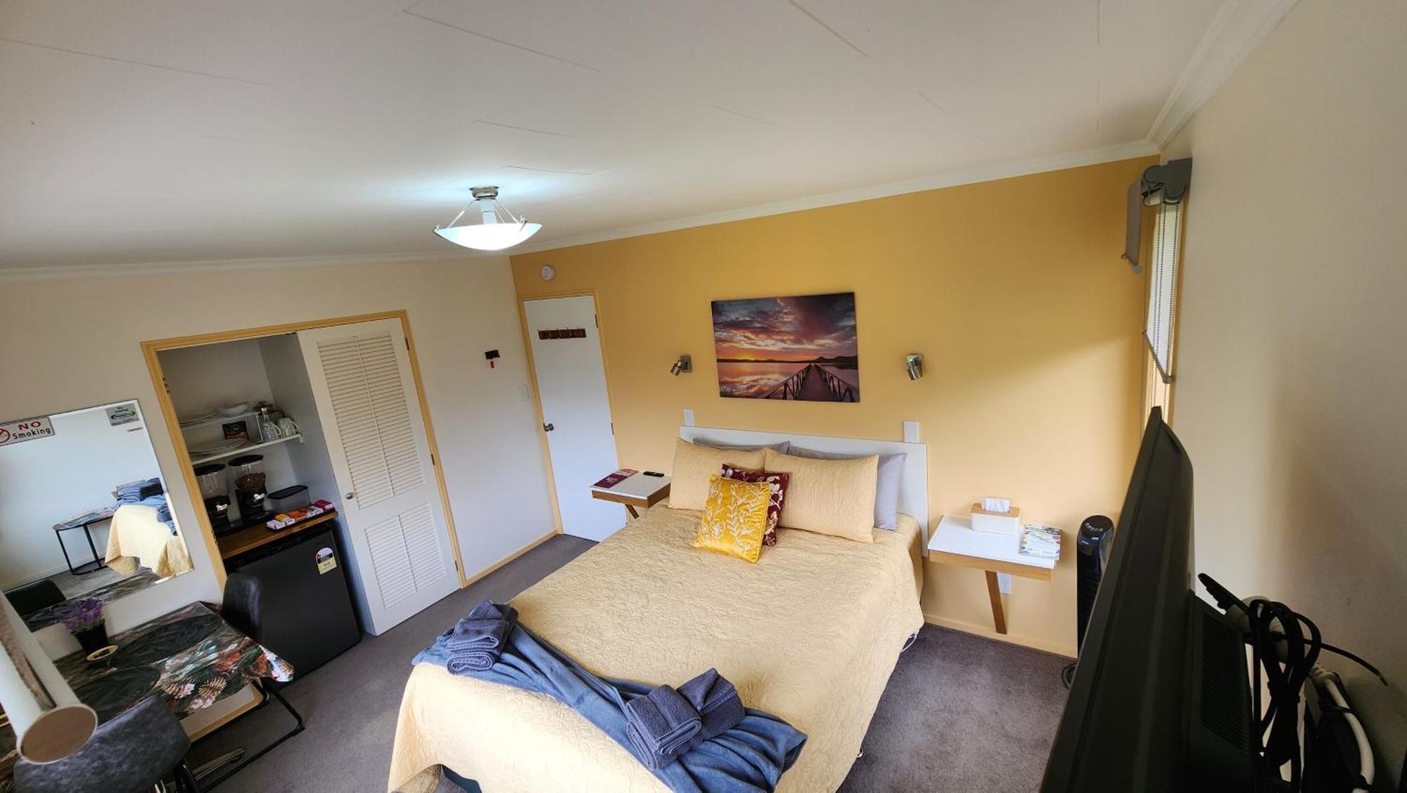 Glamis Ave Shared Home B&B New Plymouth Eksteriør bilde